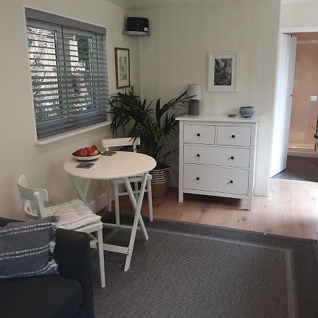 Tranquil Wood Cabin Set In A Beautiful Orchard Villa Penzance Exterior foto